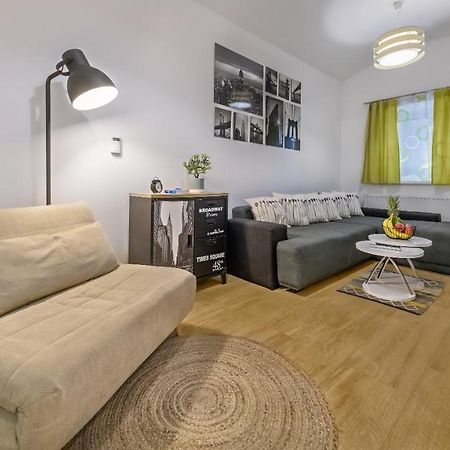 Charming & Cozy Apartment In Downtown Zagabria Esterno foto